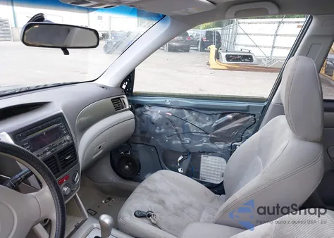 2010 Subaru Forester 2.5X Premium из США, поврежденный, VIN JF2SH6CC8AH765312